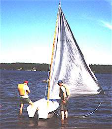 sailing2.jpg (11036 bytes)